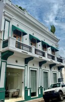 Fachada de la propiedad