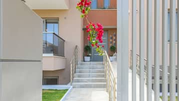 1 quarto, cofres nos quartos, quartos à prova de som