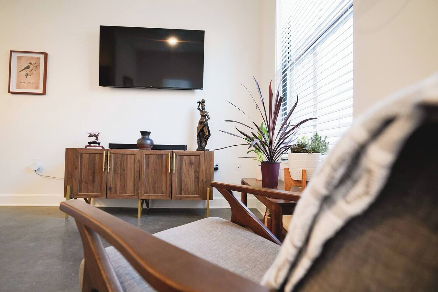 Canyon Stop 2bed/2bath Loft - Lawrence, KS