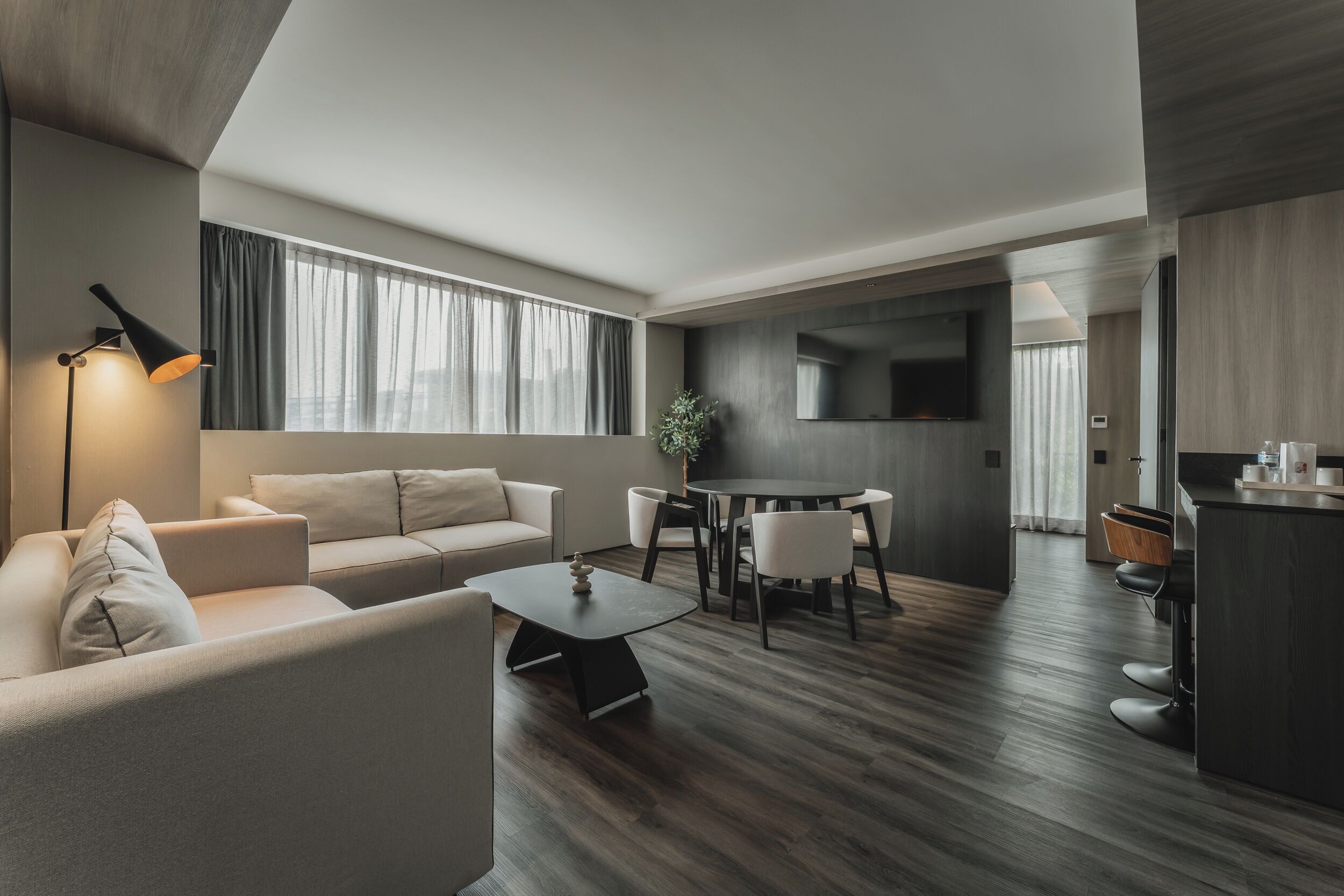 Superior Suite | Living area