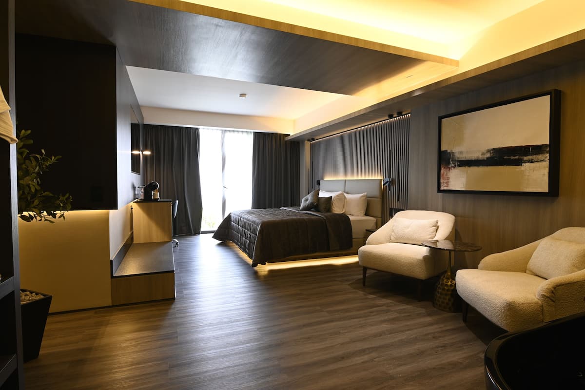 1 bedroom, in-room safe, bed sheets