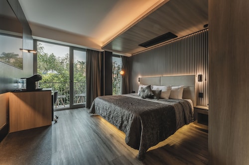 HOTEL CASA KAVIA
