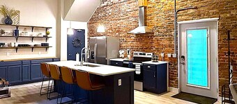 New 1st Floor Apt in Downtown Sandusky!