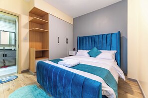 2 chambres, fer et planche à repasser, accès Internet, draps fournis