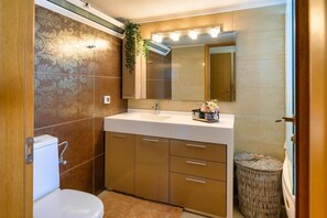 Whirlpool, Haartrockner, Handtücher