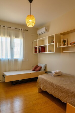 4 Schlafzimmer, Bügeleisen/Bügelbrett, Internetzugang, Bettwäsche