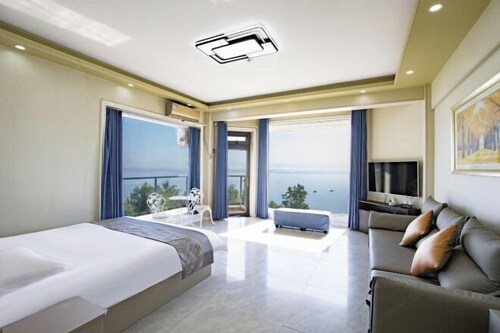 Sea Island Hotel