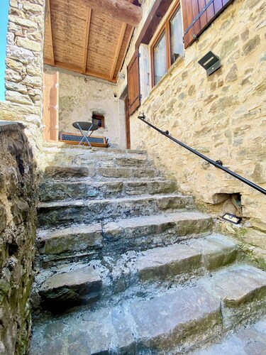 Village house in Ribeyret WIFI Quiet Comfort