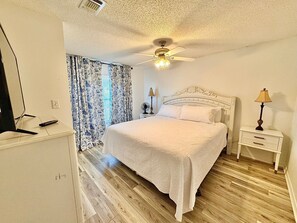 House, Multiple Beds, Pool Access, Pool View (Cindy's Nest) | 4 bedrooms, individually decorated, individually furnished, bed sheets