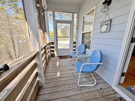 Casa, varias camas, balcón, vistas al jardín (The Rookery 202) | Vistas desde la habitación