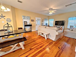 House, Multiple Beds, Balcony, Garden View (The Rookery 202) | Living area