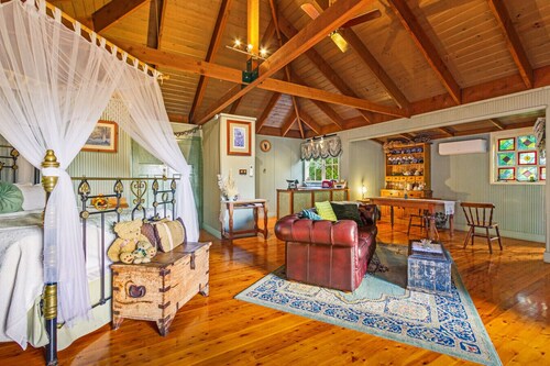 StayAU Windsong Cottage Idyllic Getaway Dandenong