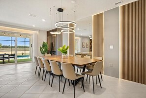 Dining - 10 BD/ 8 BA/ Windsor Cay (15953 CC) (Clermont)