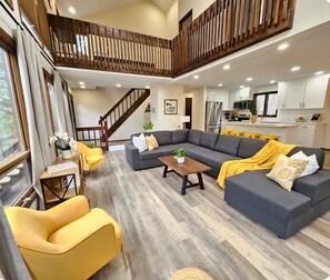 Smart-TV, Kamin, Tischfußball, Tischtennisplatte