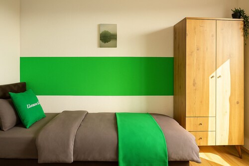 Livemore24 - Apartment 2 in Duisburg 24/7 Check-in