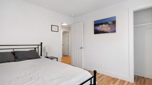 4 bedrooms, WiFi, bed sheets