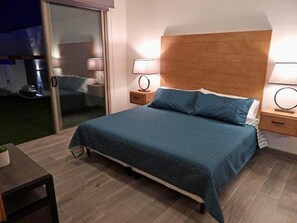 3 Schlafzimmer, Bügeleisen/Bügelbrett, Internetzugang, Bettwäsche
