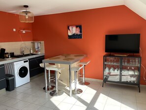 Microwave, oven, stovetop