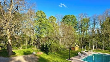 Outdoor pool, a heated pool