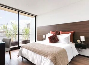 2 bedrooms, in-room safe, desk, iron/ironing board - Bogotá PLUS Parque93 Apartment (Bogotá)