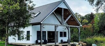 Modern A-Frame + Backyard + Firepit + BBQ