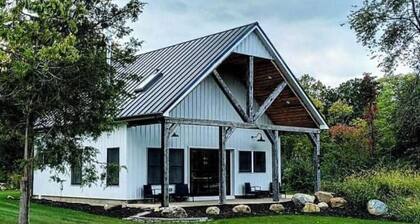 Modern A-Frame + Backyard + Firepit + BBQ