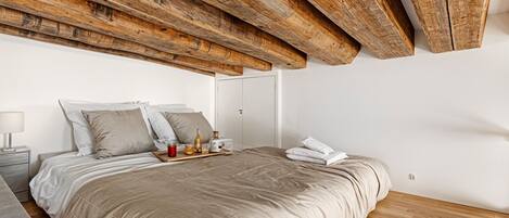 1 chambre, Wi-Fi gratuit, draps fournis