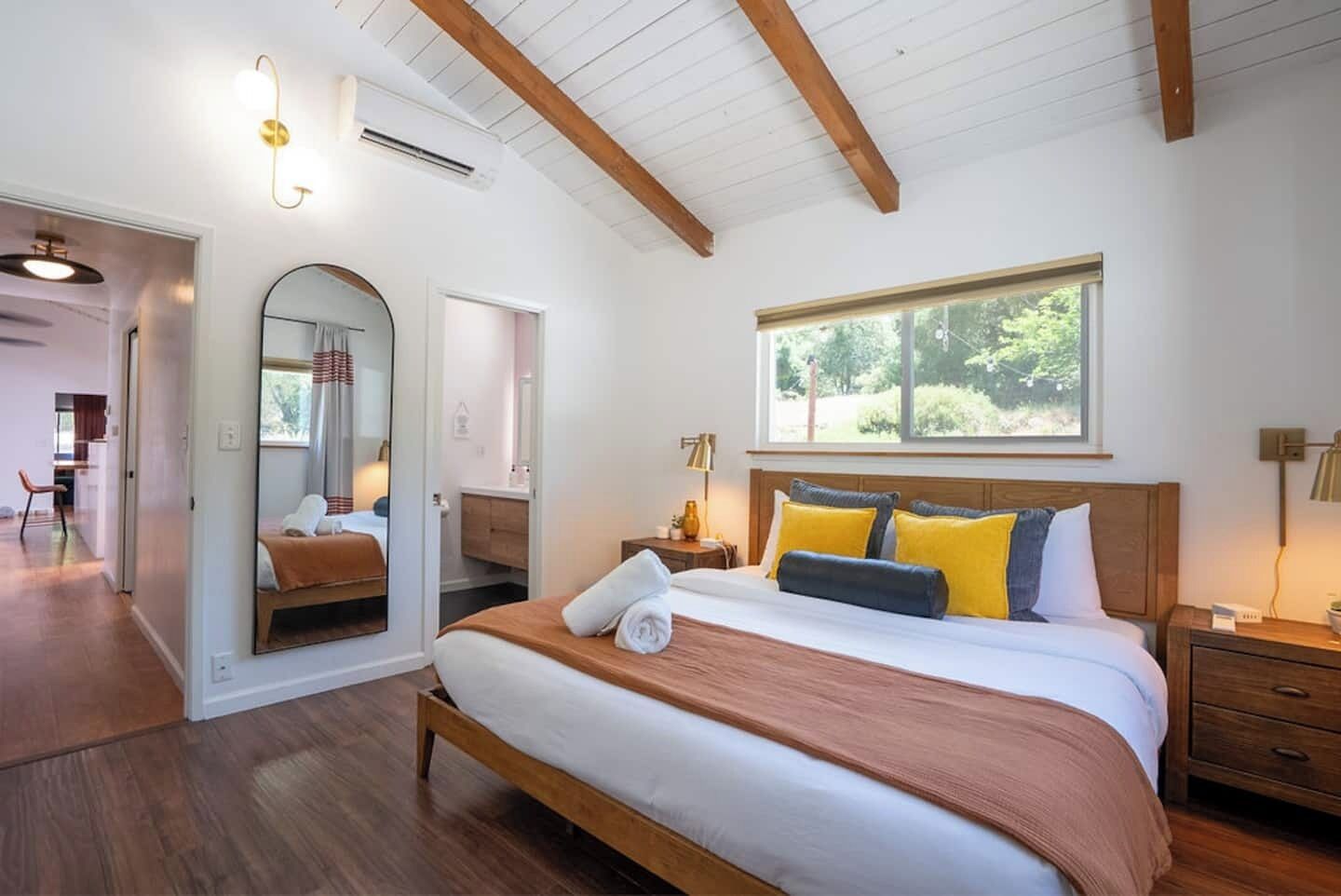 3 Schlafzimmer, Bügeleisen/Bügelbrett, Reisekinderbett, kostenloses WLAN