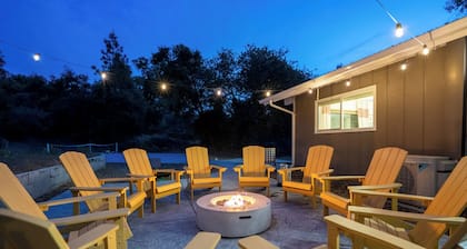 ADA Accessible! Pickleball, BBQ, Fire pit & more