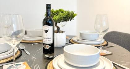 Folkestone Oasis - Central 2 Bedroom Apartment - Pets Welcome!