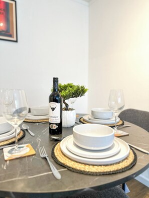 Unclassified image, 3 of 20, button - Folkestone Oasis - Spacious Flat - Pets Welcome! (Folkestone)