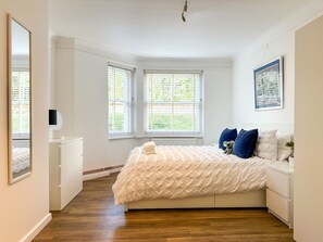 2 soverom, strykejern/-brett, wi-fi (inkludert) og sengetøy