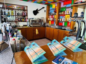 Poolside bar - Melitsa corfu hotel (Corfu)