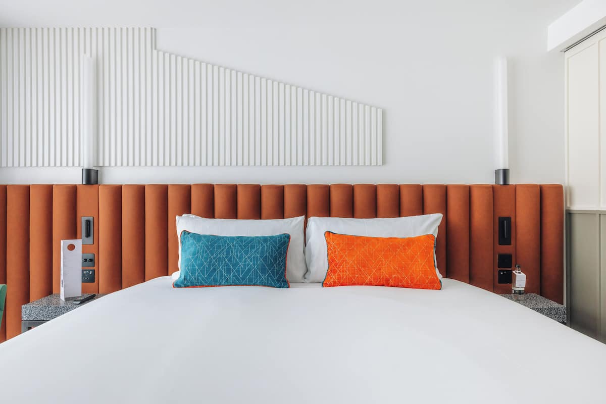 Hypo-allergenic bedding, minibar, in-room safe, desk