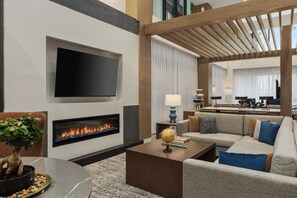Exterior - Staybridge Suites Toronto Airport East by IHG (Etobicoke)