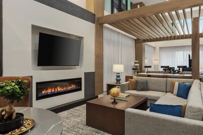 Staybridge Suites Toronto Airport East by IHG
