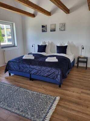 4 dormitorios, tabla de planchar con plancha, wifi y ropa de cama