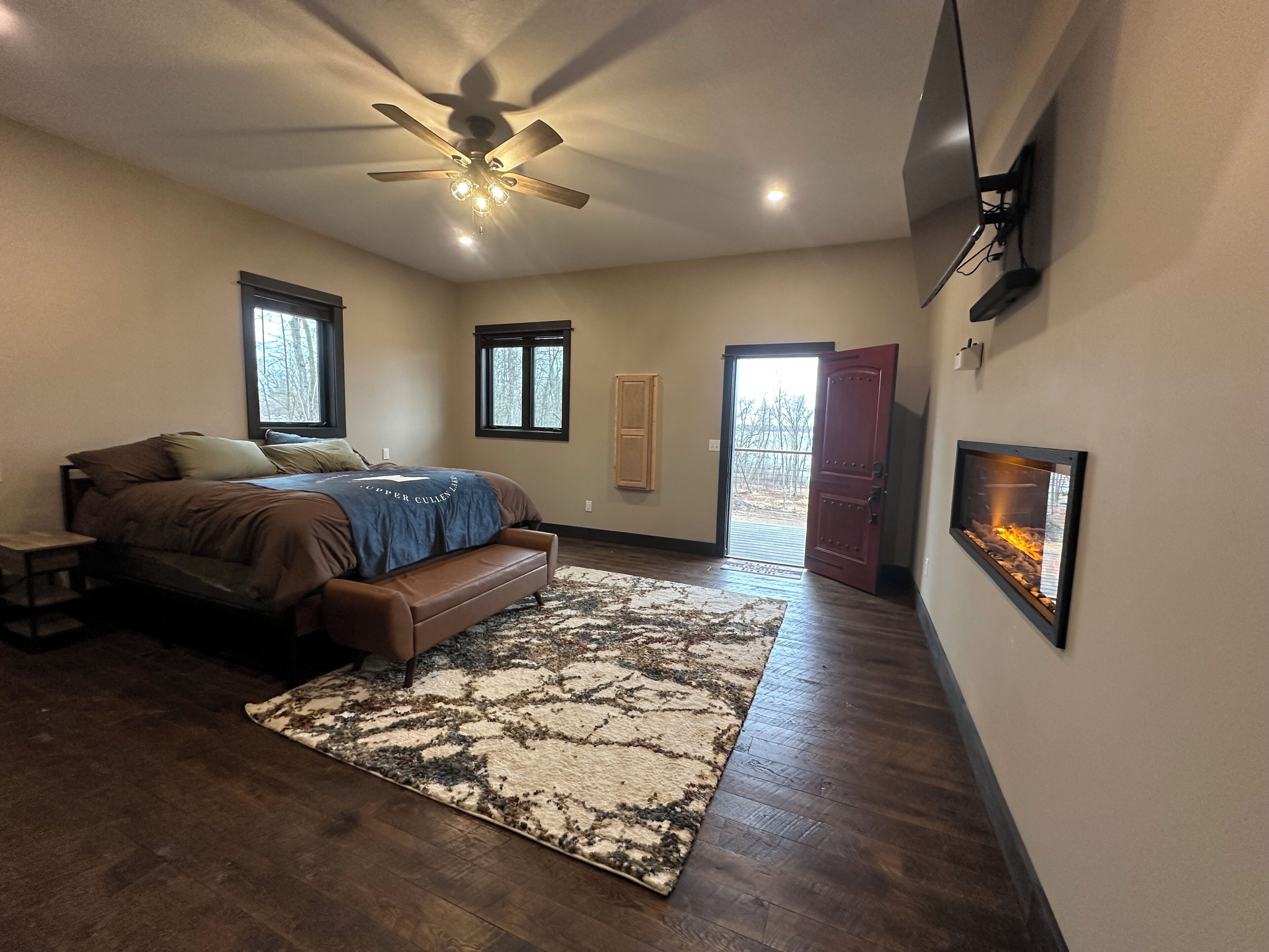 6 chambres, bureau, fer et planche à repasser, Wi-Fi