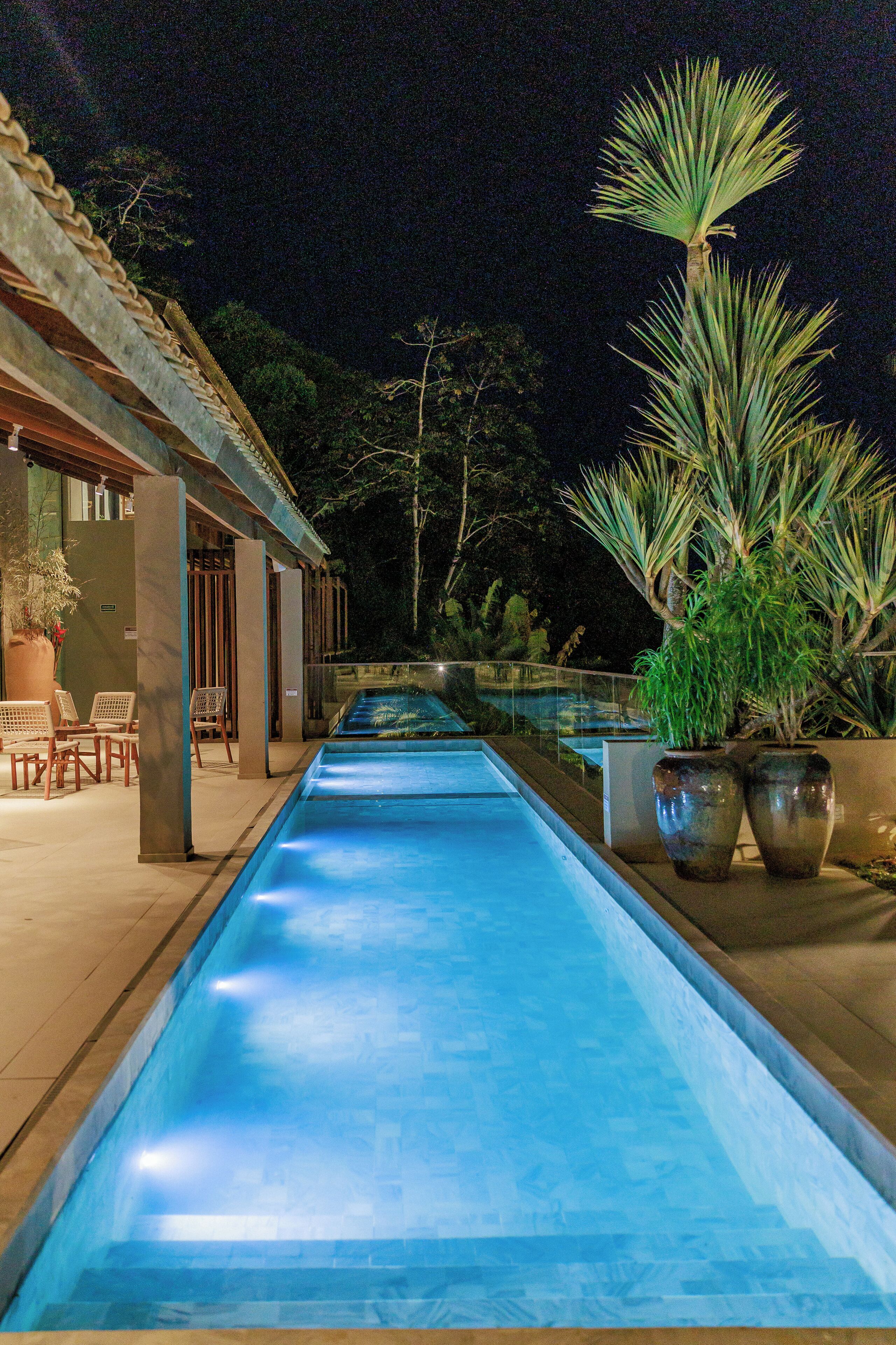 2 outdoor pools, pool umbrellas, sun loungers