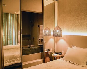 1 개의 침실, 무료 WiFi