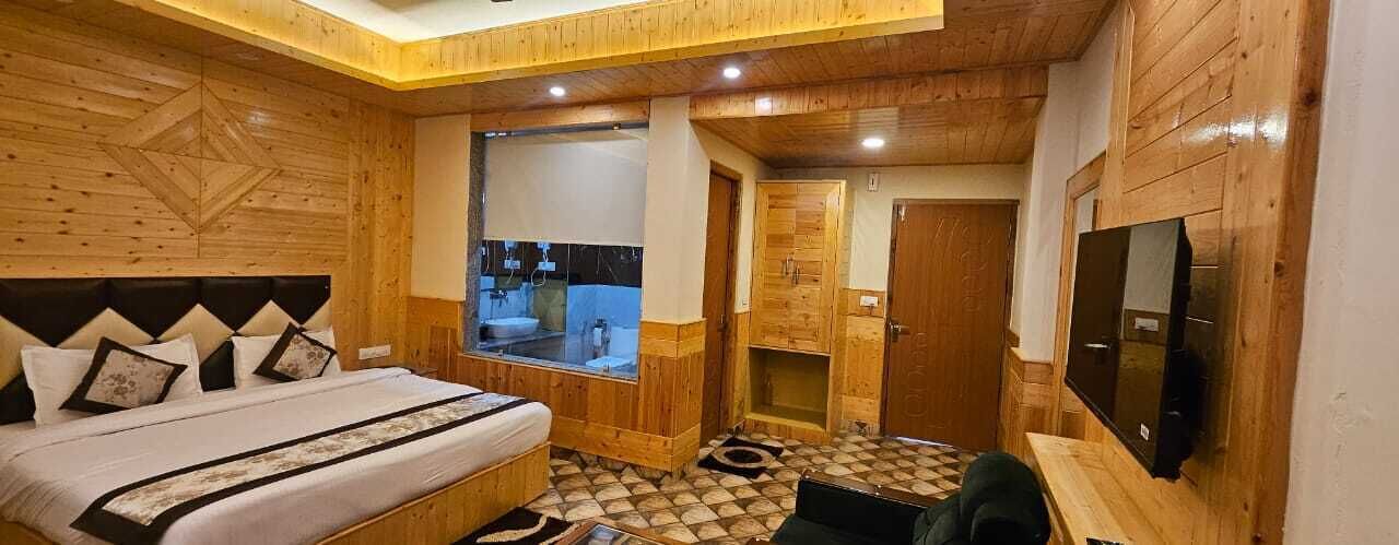 Deluxe Room | Free WiFi