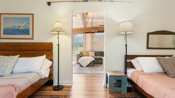 7 bedrooms, iron/ironing board, free WiFi, bed sheets
