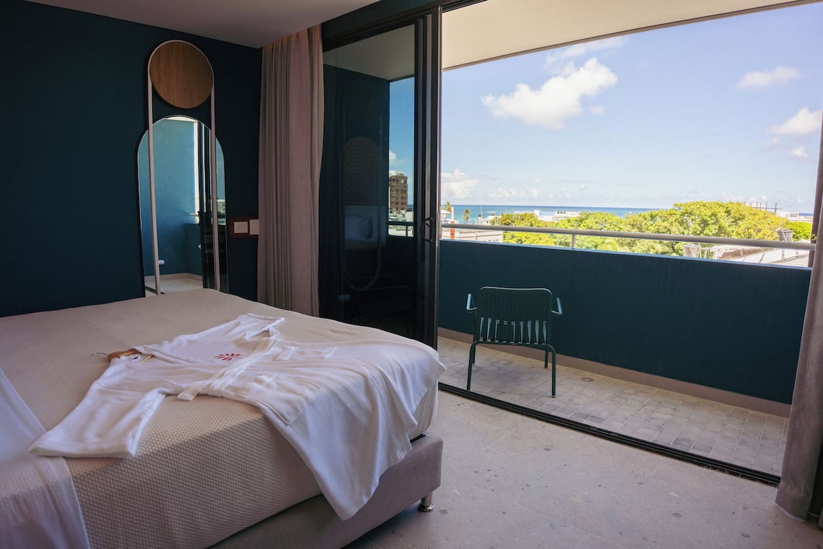 Room (Cama King Balcón Vista al Mar) | Beach/ocean view