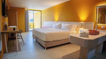 1 habitación, ropa de cama hipoalergénica y minibar