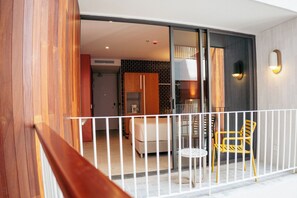 Rom – deluxe (Balcón vista al Jardin) | Allergitestet sengetøy, minibar, safe på rommet og blendingsgardiner