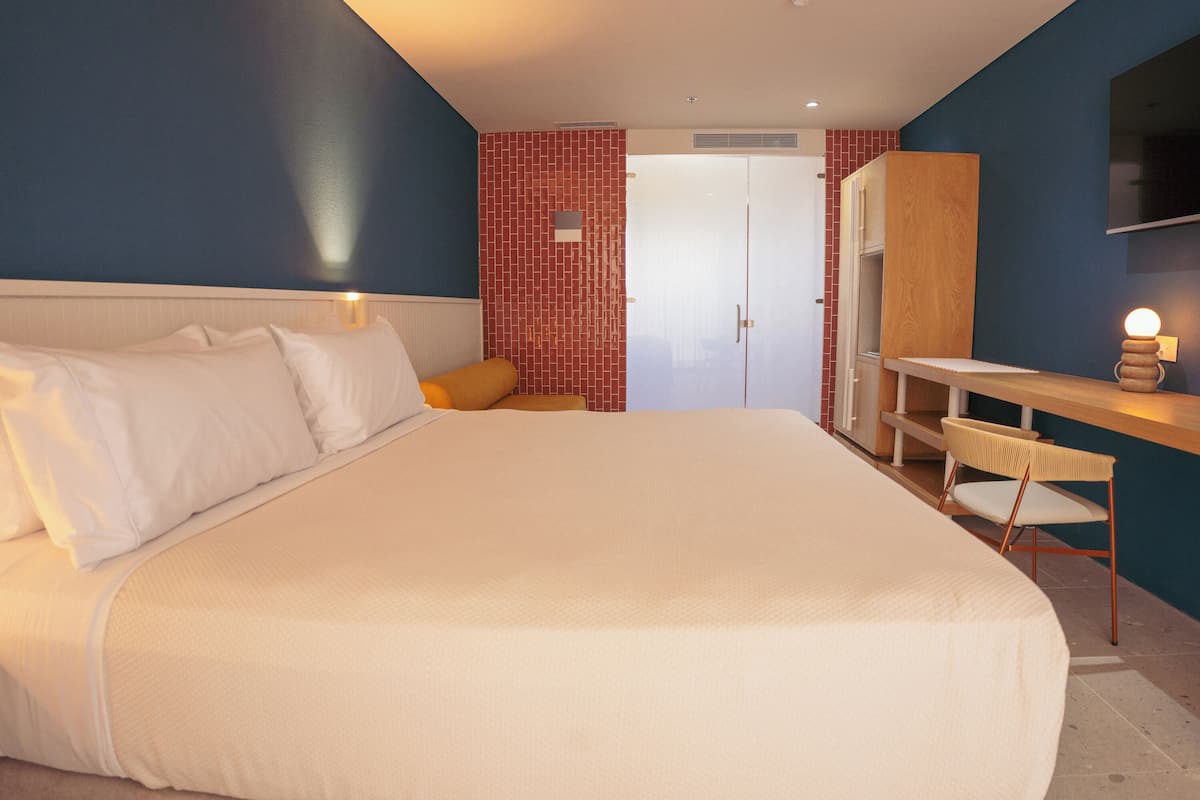 Superior Suite (Cama King) | 1 bedroom, hypo-allergenic bedding, minibar, in-room safe