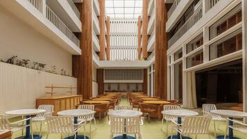 Free daily buffet breakfast