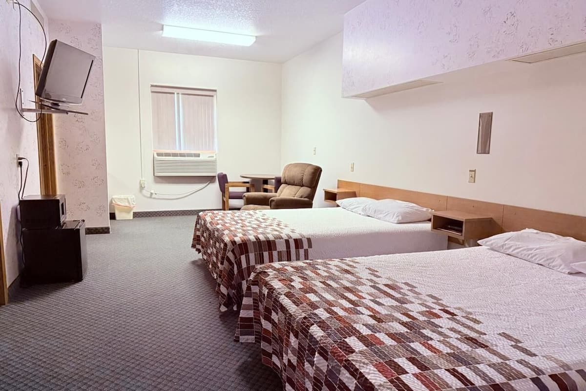 Desk, free WiFi, bed sheets