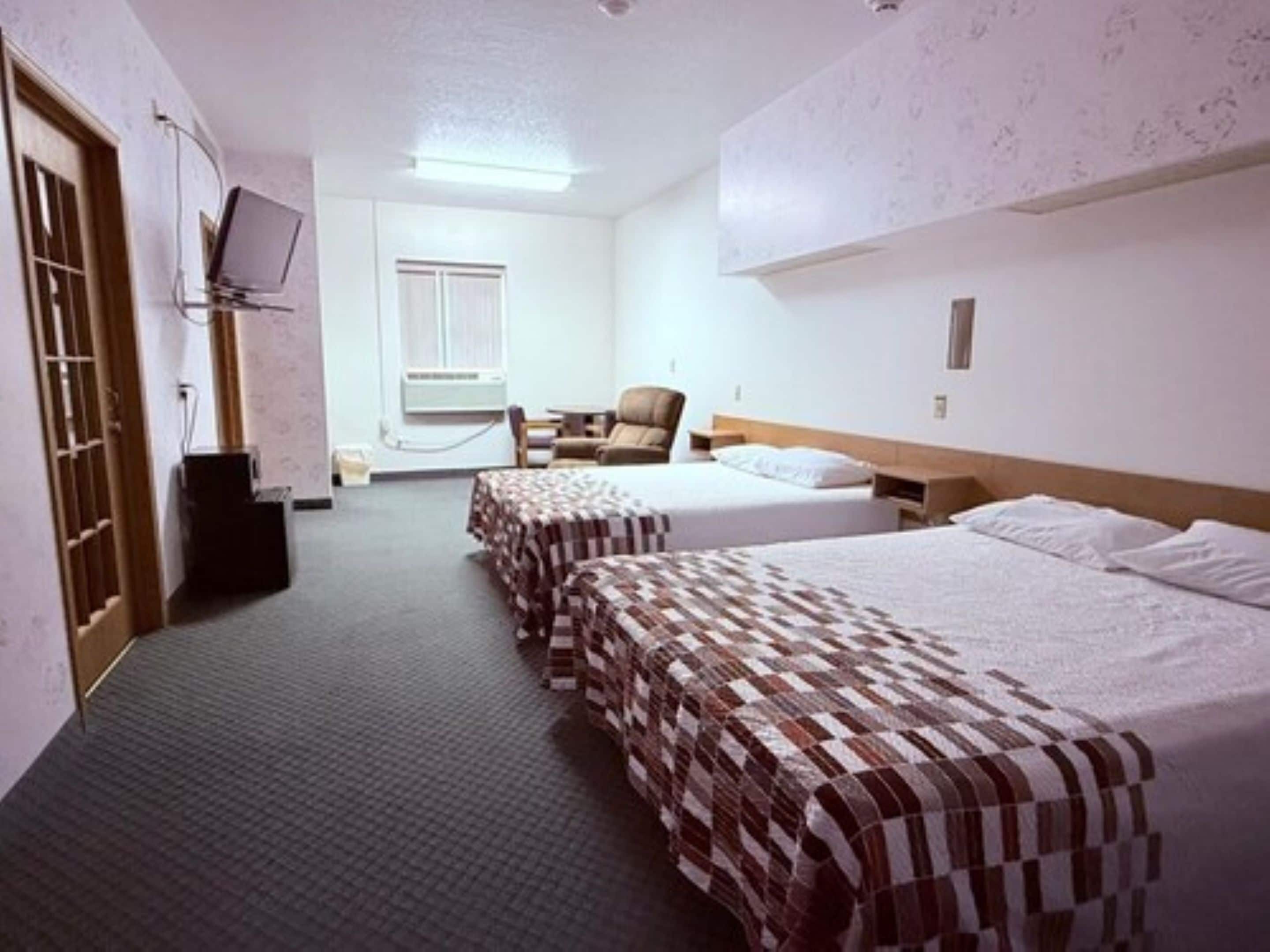 Room, 2 Double Beds, Non Smoking | Desk, free WiFi, bed sheets