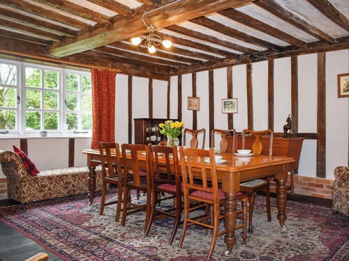 4 bedroom accommodation in North Cove